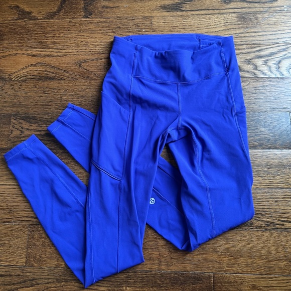Lululemon Full-on Lxuxtreme 28” legging - size 4 - Picture 2 of 6